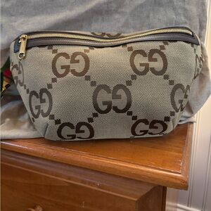 Gucci Belt Bag Jumbo GG